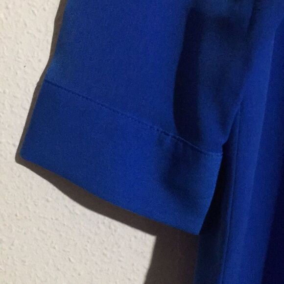 The Limited Electric Blue Tunic Top: Size Small - Picture 4 of 8